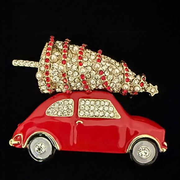 Heidi Daus Red Car Brooch with Sparkling Christmas Tree - Picture 2 of 2